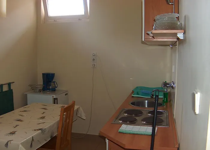 Apartmanhaz Sipos アパート